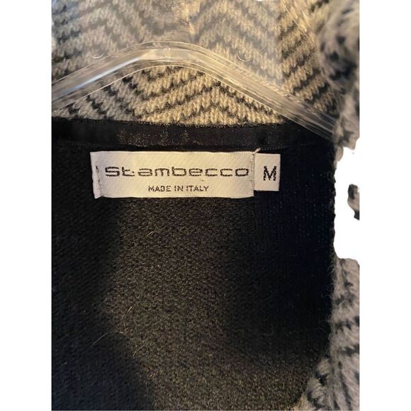 St Amcecco wool blend, made in Italy sweater cardigan, size medium  - Picture 6 of 6